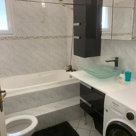 4 Personne A Tolosan Apartamento Rouffire