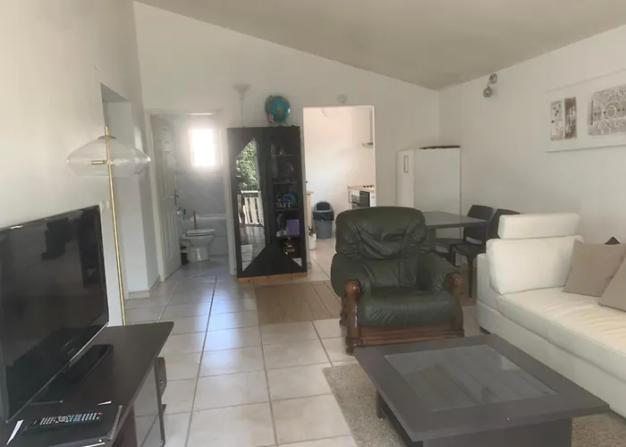 Spacieux Pour 4 Personnes & Confort Tolosan Rouffire